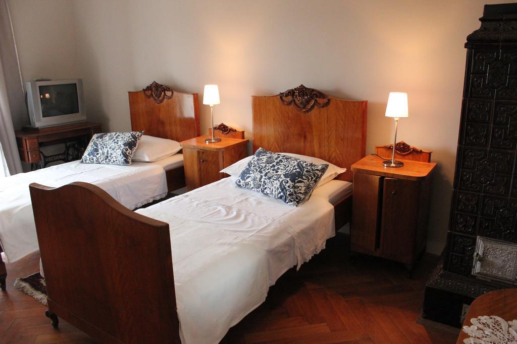 Villa Arteana - Apartment Bonacic Опатия Стая снимка